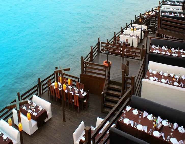 What are the best places to eat in Karachi?